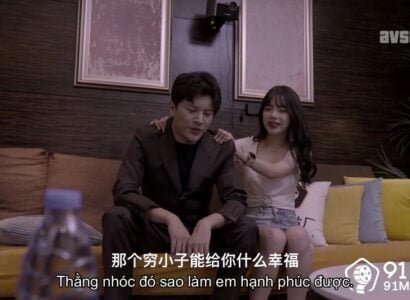 Em hotgirl nghiện sex quan hệ với ông trùm để vào showbiz