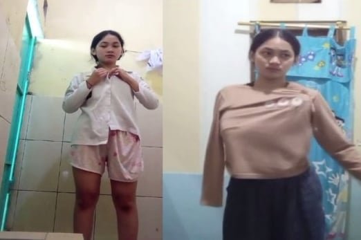 Bữa tắm nóng của em gái cũng khoe cho mọi người biết