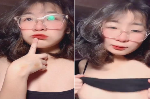 Hot cô gái với vòng ba quyến rũ